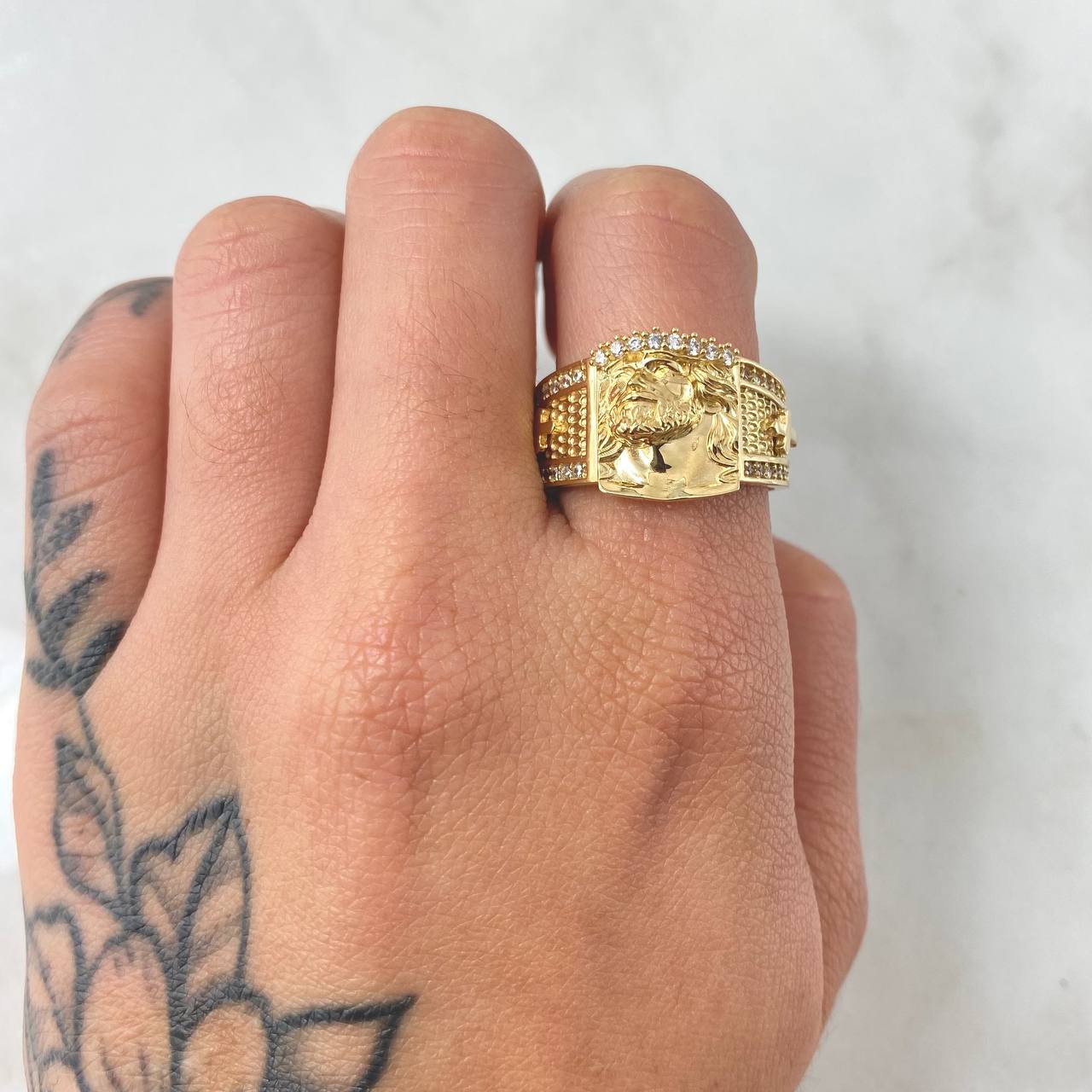 Anillo Rostro Jesus  8.2gr / T10 / Oro Amarillo 18K