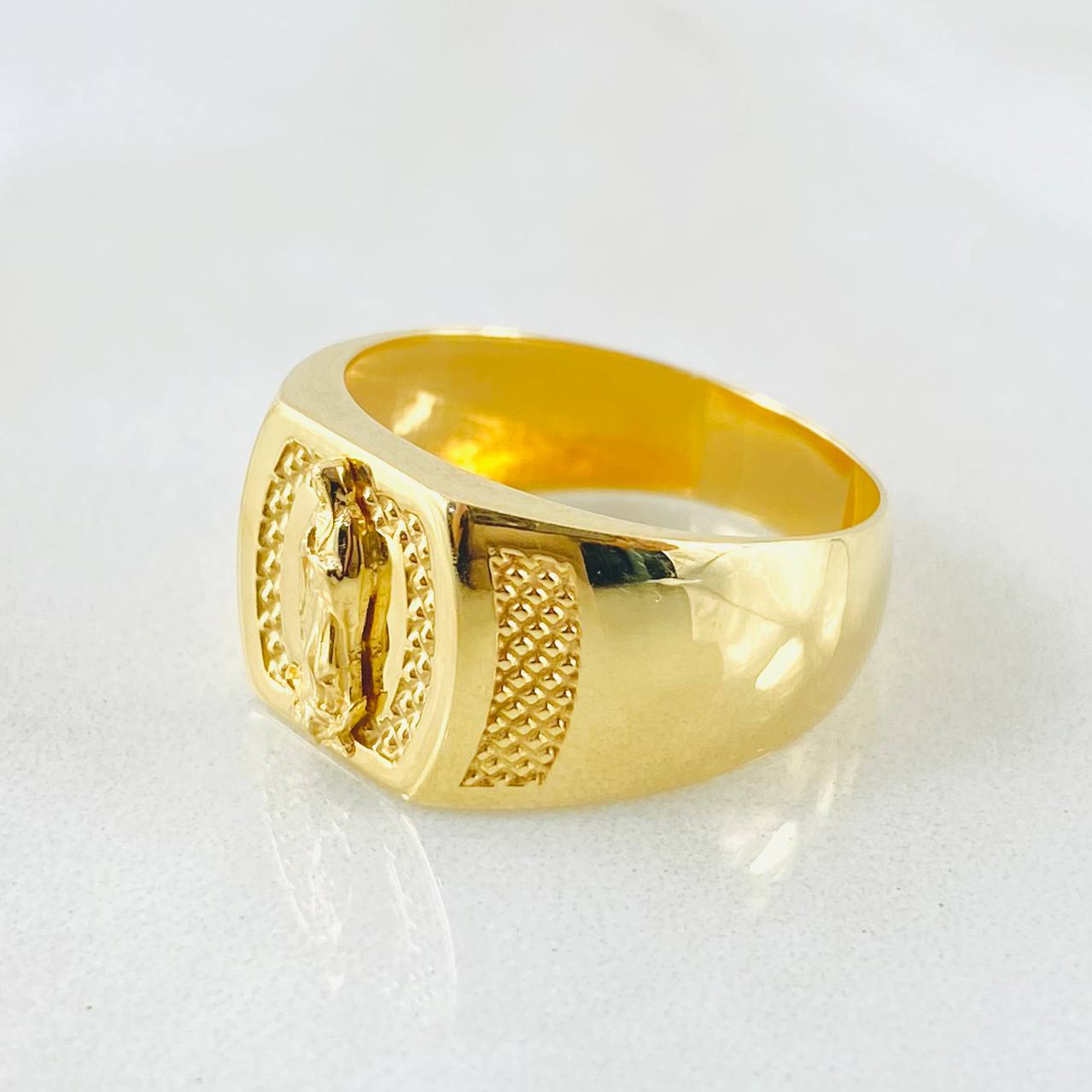 Anillo Virgen Guadalupe Sello Punteado 3gr / T7 1/2 / Oro Amarillo 18K*