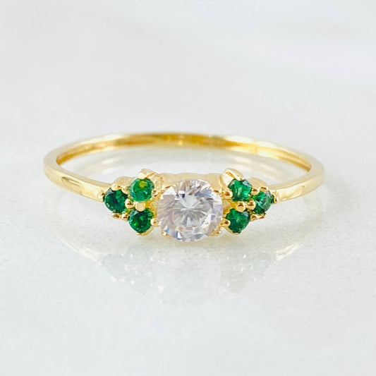 Anillo Solitario Trio Chispas 1.05gr / T6 / Oro Amarillo 18K ©