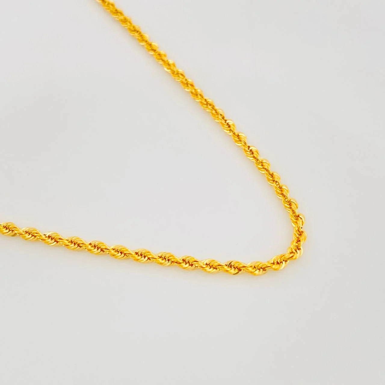 Cadena Lazo 1.65g / 45cm / 1.6mm Oro Amarillo 18K
