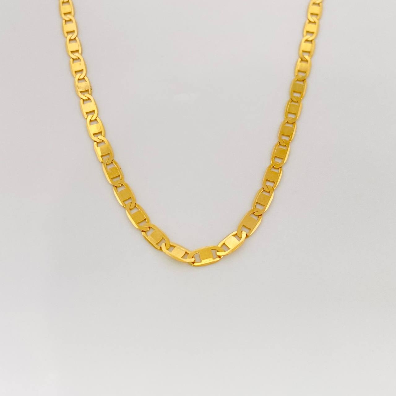Cadena Escalera Plana 4.7g / 50cm / 2.47mm Oro Amarillo 18K