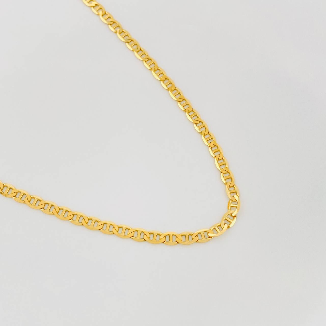 Cadena Escalera 5.55g / 60cm / 2.27mm Oro Amarillo 18K