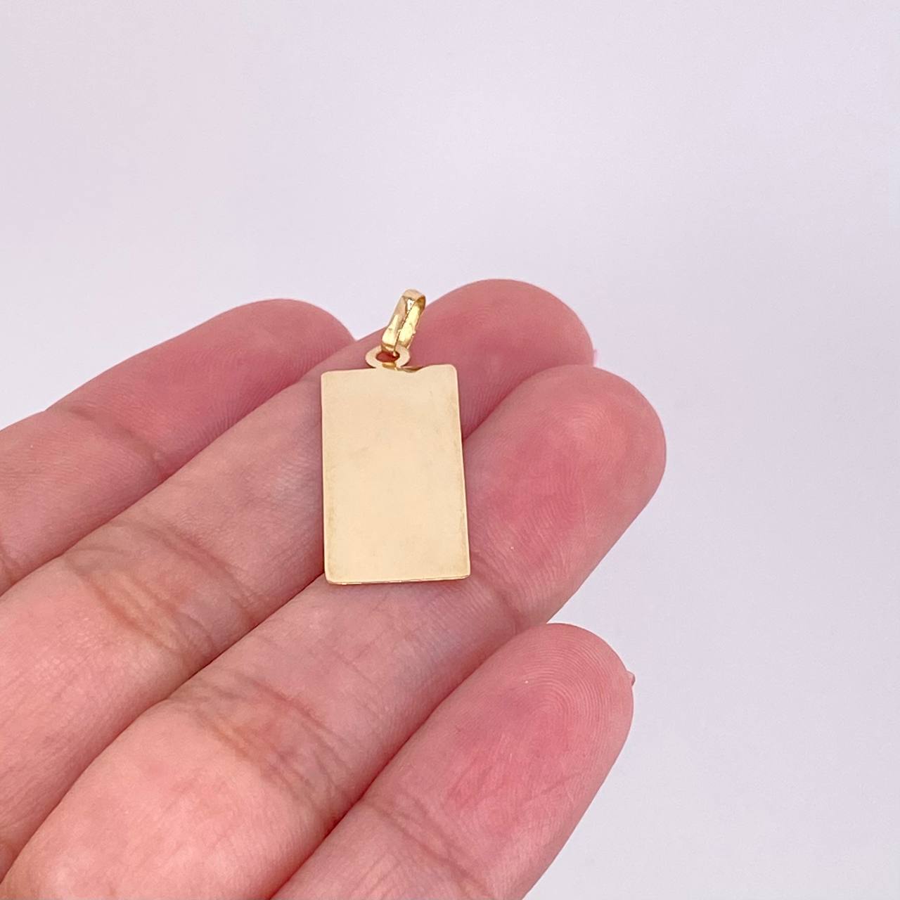 Dije Placa Rectangular 0.95g / 3cm Oro Amarillo 18K