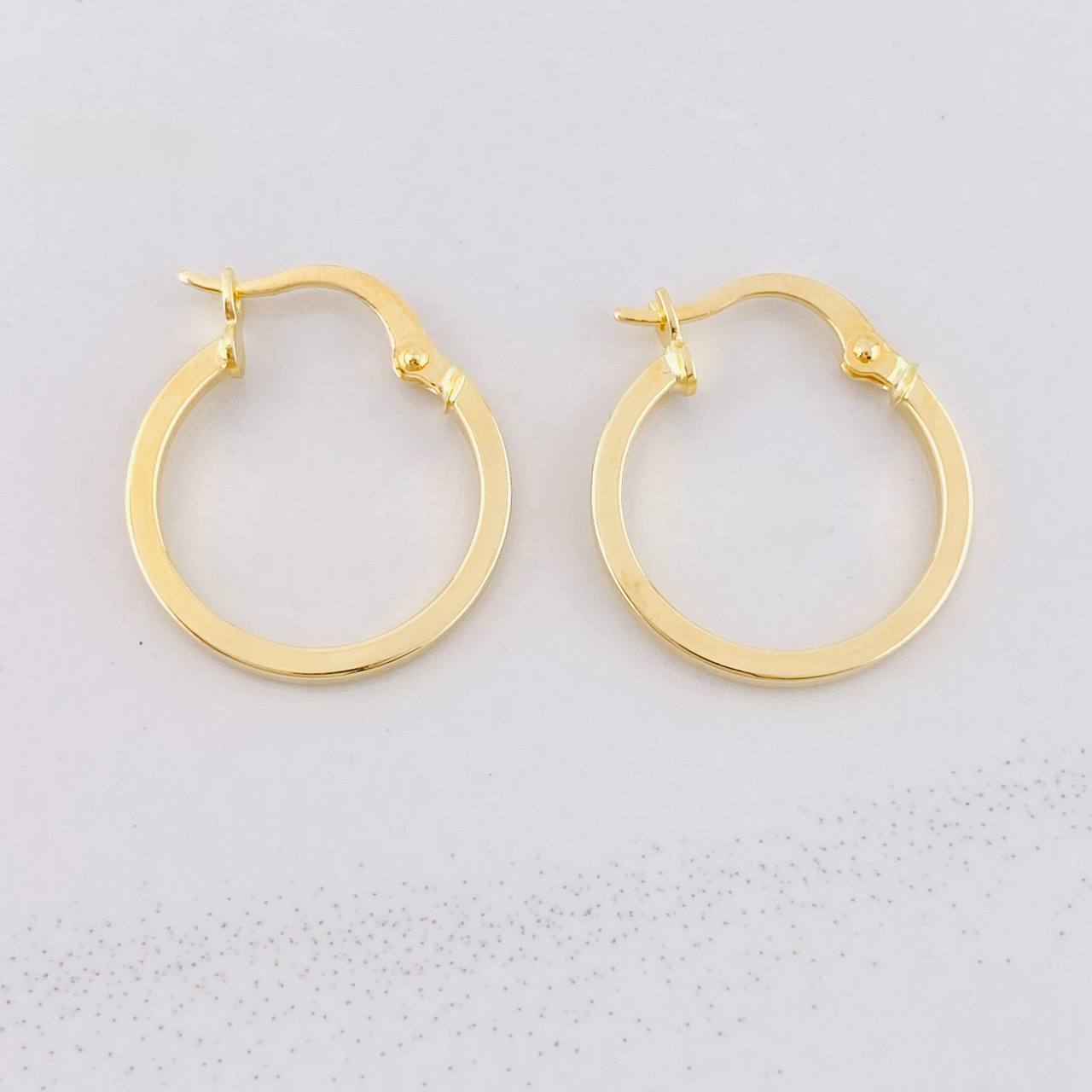 Candongas Lisas 1.15g / 2cm Oro Amarillo 18K