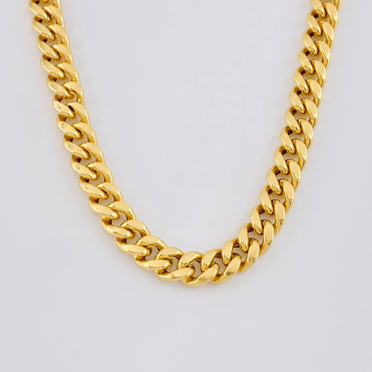 Cadena Cubana 14.8g / 50cm / 6.6mm Oro Amarillo 18K (Oferta)