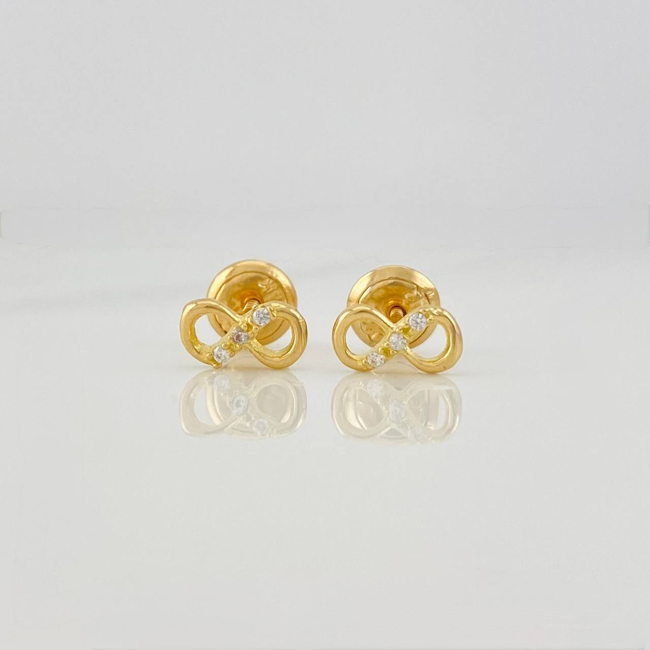 Topos Infinito 0.75g / 7.42mm Oro Amarillo 18K