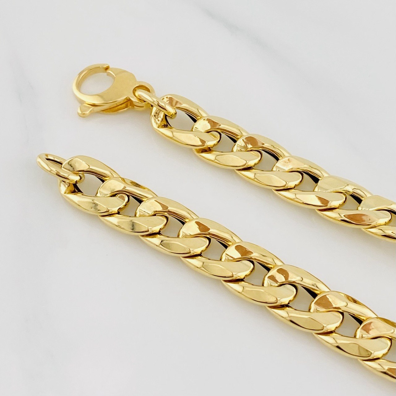 Pulso Cubano 9.85g / 21cm / 9.1mm Oro Amarillo 18K