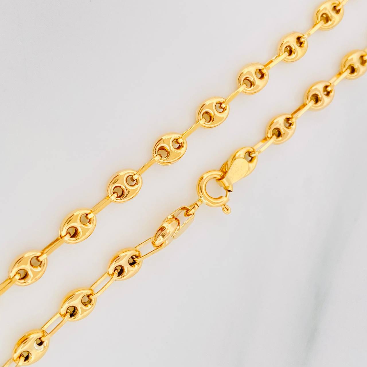 Pulso GC 2.4g / 18.05cm / 3.9mm Oro Amarillo 18K