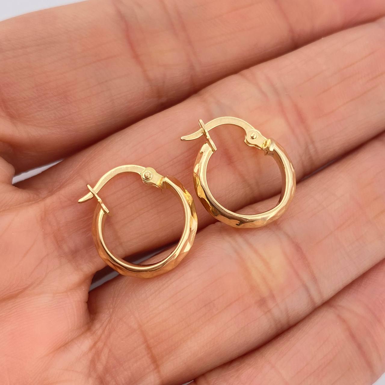 Candongas Lucero 1gr / 1.5cm / Oro Amarillo 18K %