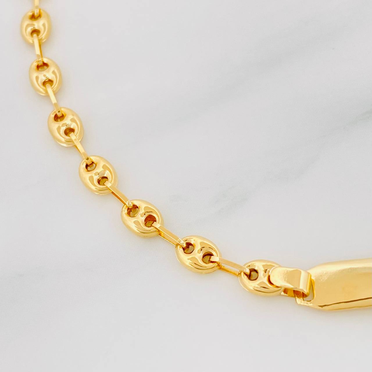 Pulso GC Placa 2.5g / 18cm / 3.75mm Oro Amarillo 18K