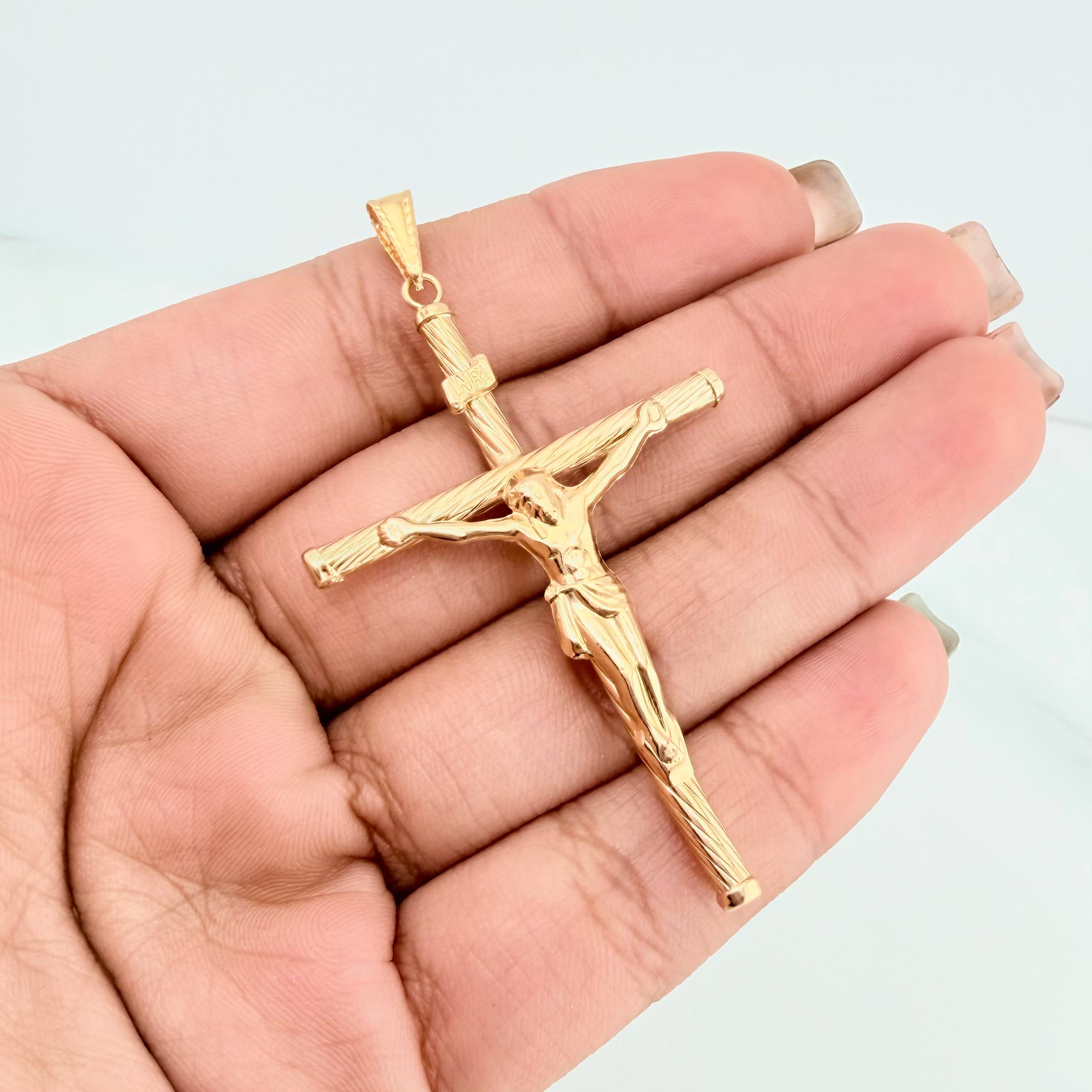 Dije Cruz Cristo 2.15 g / 5.9 cm Oro Amarillo 18K