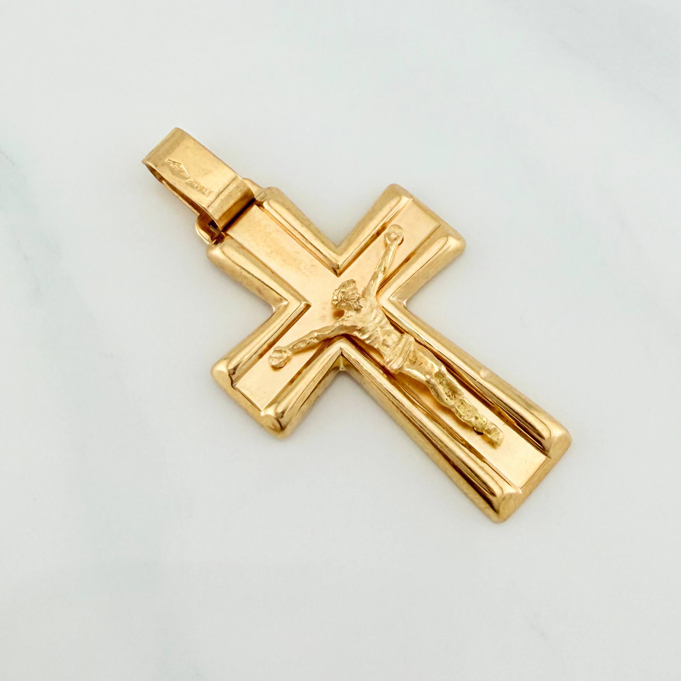 Dije Cruz Cristo 4.9 g / 5.1 cm Oro Amarillo 18K