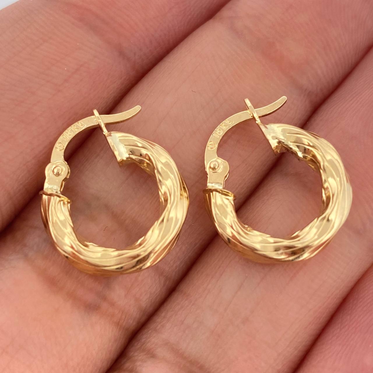 Candongas Isis 1.6gr / 1.8cm / mm Oro Amarillo 18K %