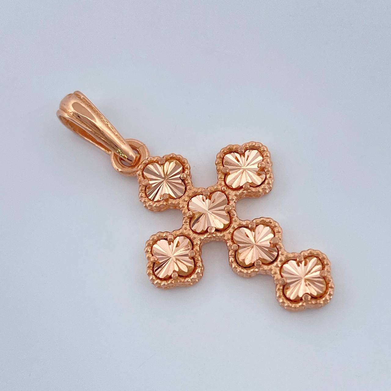 Dije Cruz Trebol 2.35gr / 3cm / Oro Rosa Nac.Esp. 18K %