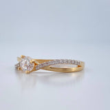 Anillo Solitario Cruzado 1.8gr / T7 / Dos Oros Amarillo Blanco 18K %