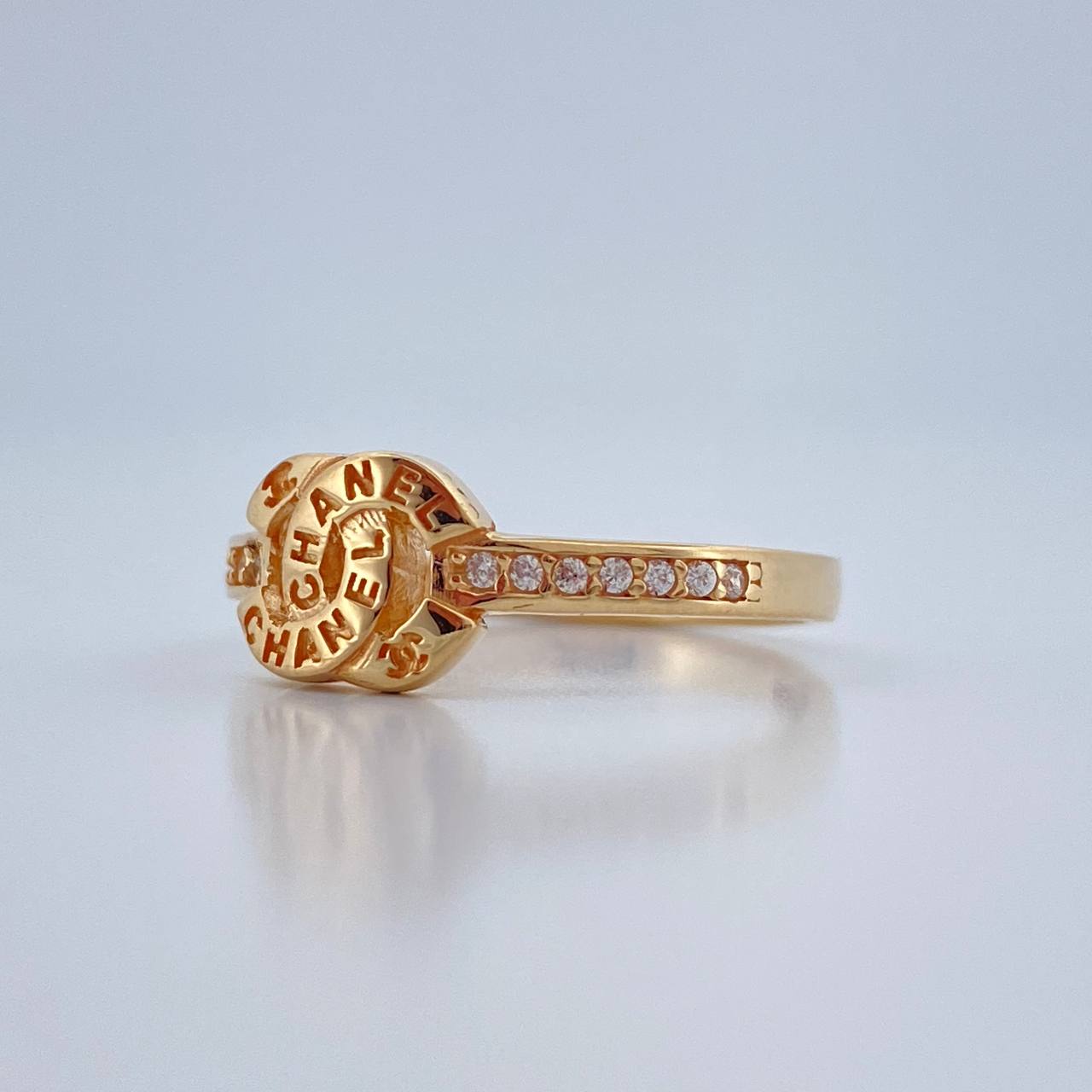 Anillo Olas Cruzadas 2.15gr / T6 / Oro Amarillo 18K %
