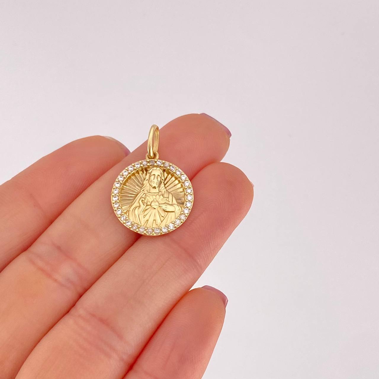 Dije Circulo Sagrado Corazón 2.65g / 2.4cm Oro Amarillo 18K