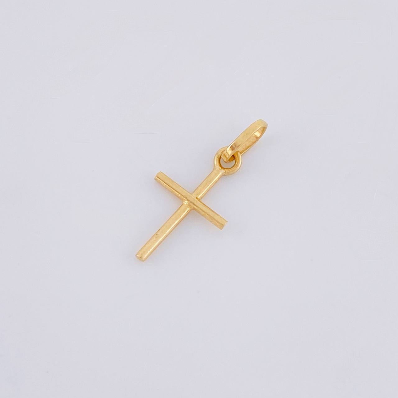 Dije Cruz Lisa 0.45g / 2cm Oro Amarillo 18K