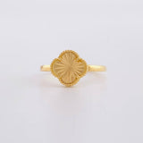 Anillo Trebol Diamantado 1.95g / T6 3/4 Oro Amarillo 18K