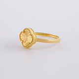 Anillo Trebol Diamantado 1.95g / T6 3/4 Oro Amarillo 18K