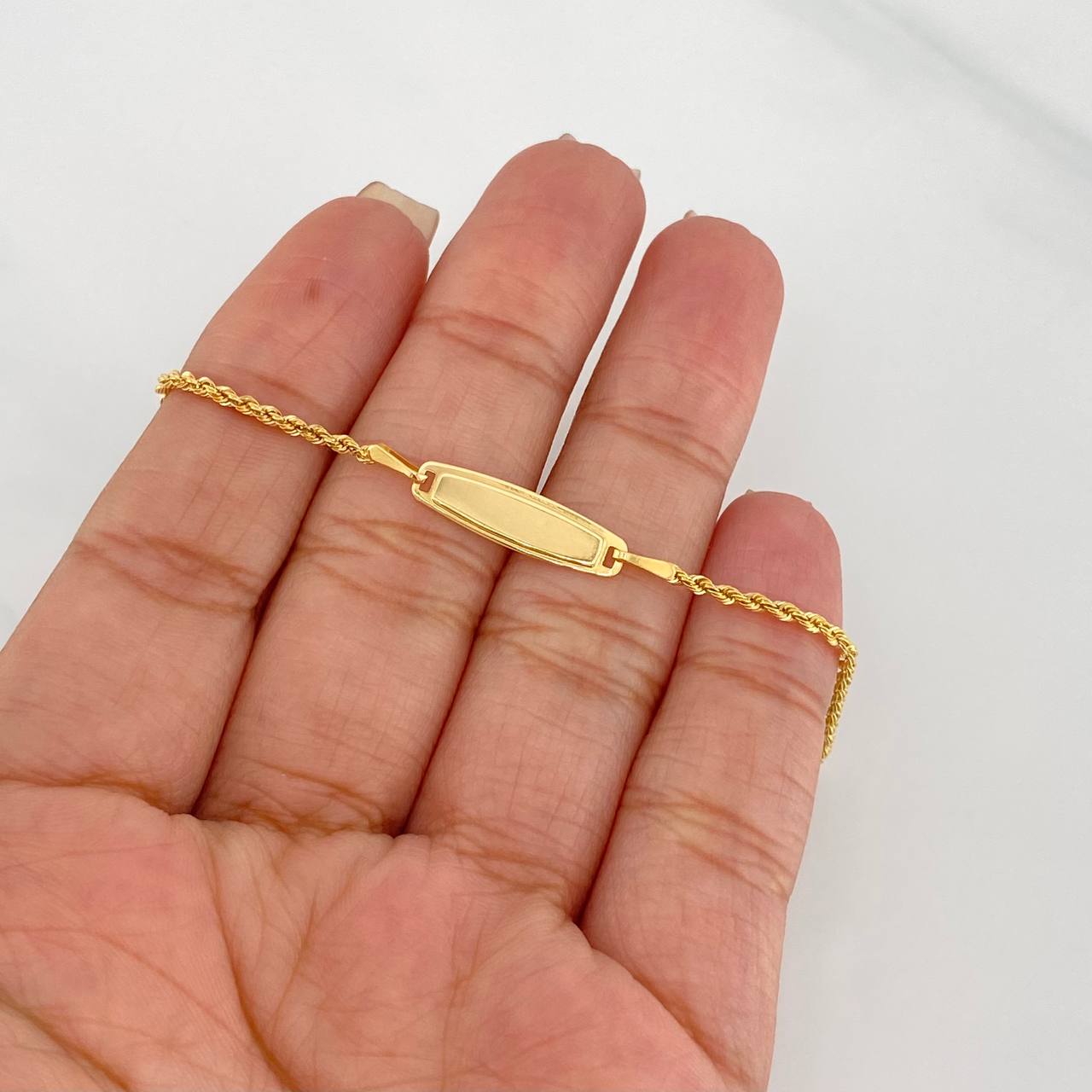 Pulso Lazo Placa 1.1g / 17.3cm / 1.7mm Oro Amarillo 18K