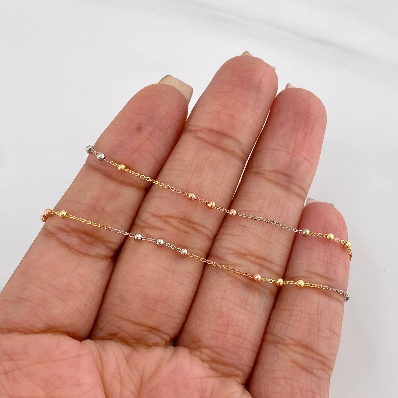 Cadena Aro Seguido Bolas Lizas 1.9g / 50cm / 0.82mm Tres Oros 18K