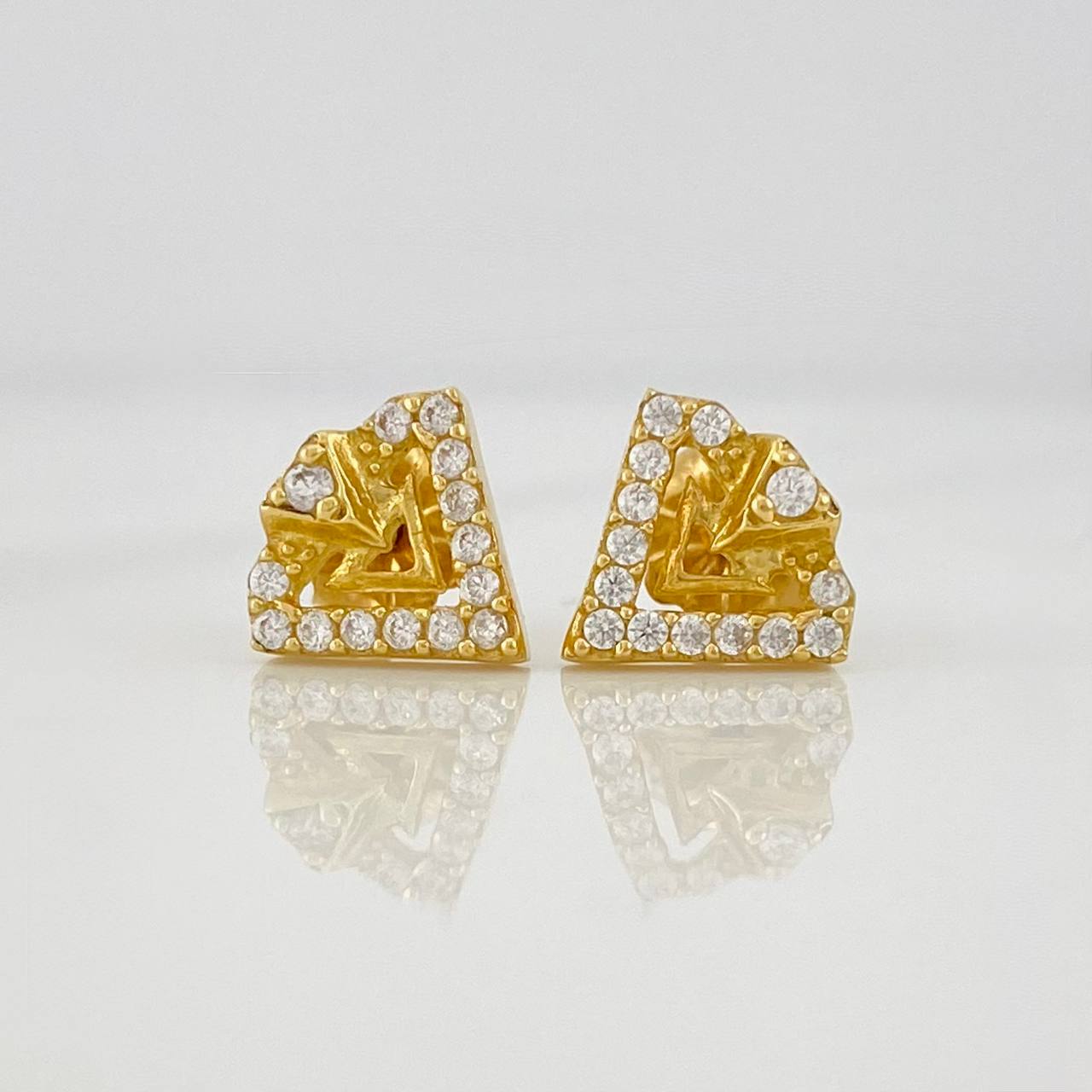 Topos Triangulo 1.25g / 8.34mm Oro Amarillo 18K