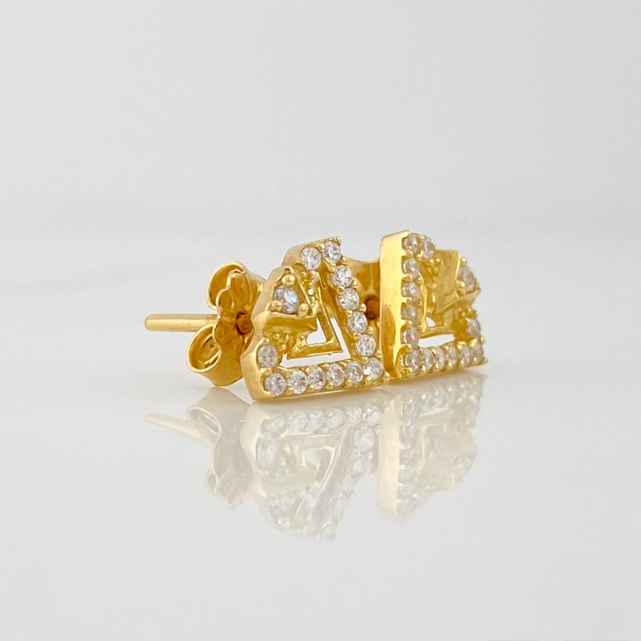 Topos Triangulo 1.25g / 8.34mm Oro Amarillo 18K