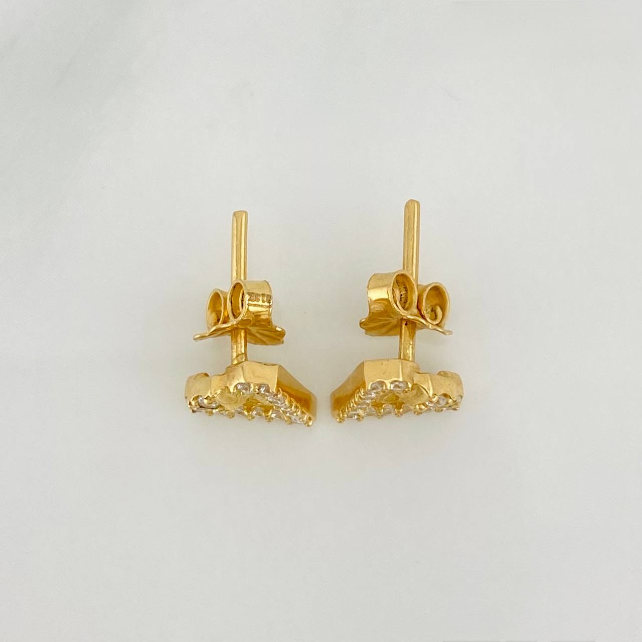 Topos Triangulo 1.25g / 8.34mm Oro Amarillo 18K
