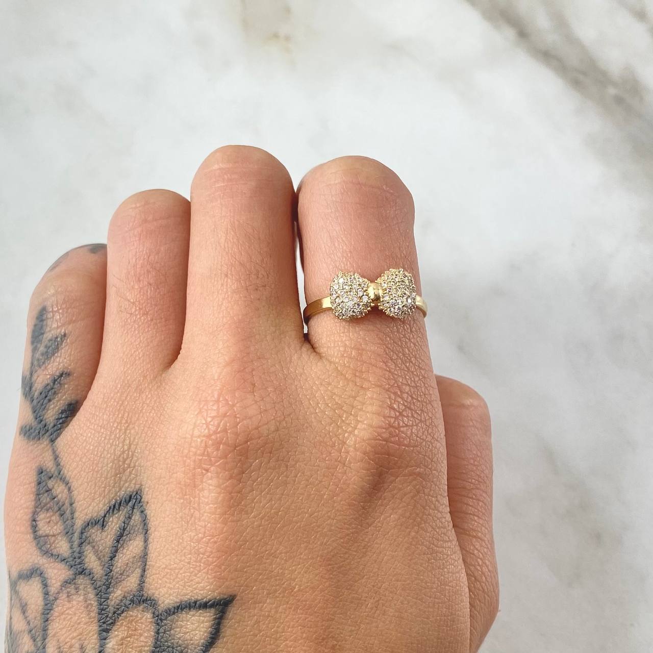 Anillo Moño Tupido 2.2gr / T6 3/4 / Oro 18K