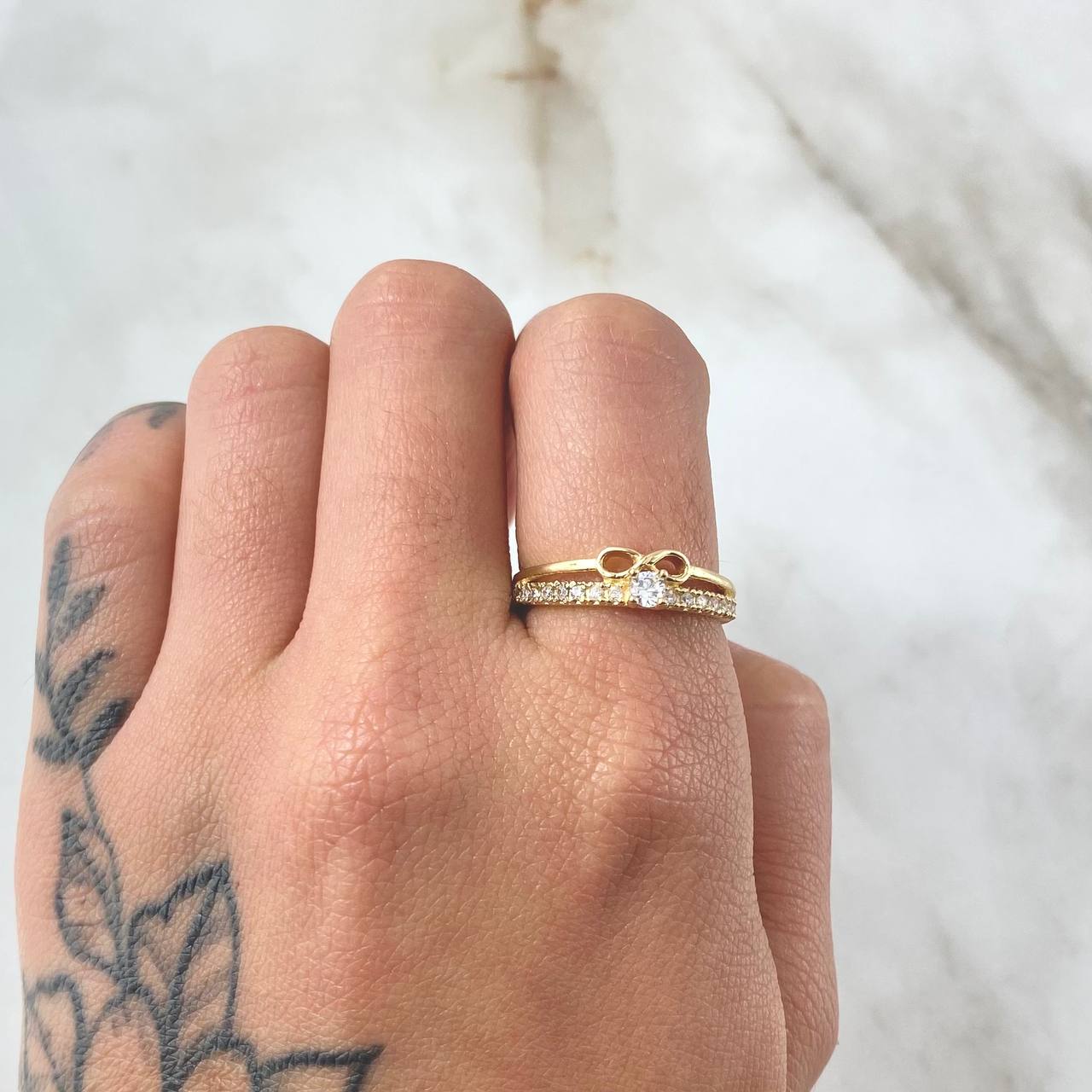 Anillo Solitario Carril Infinito 2.75gr / T7 / Oro Amarillo 18K