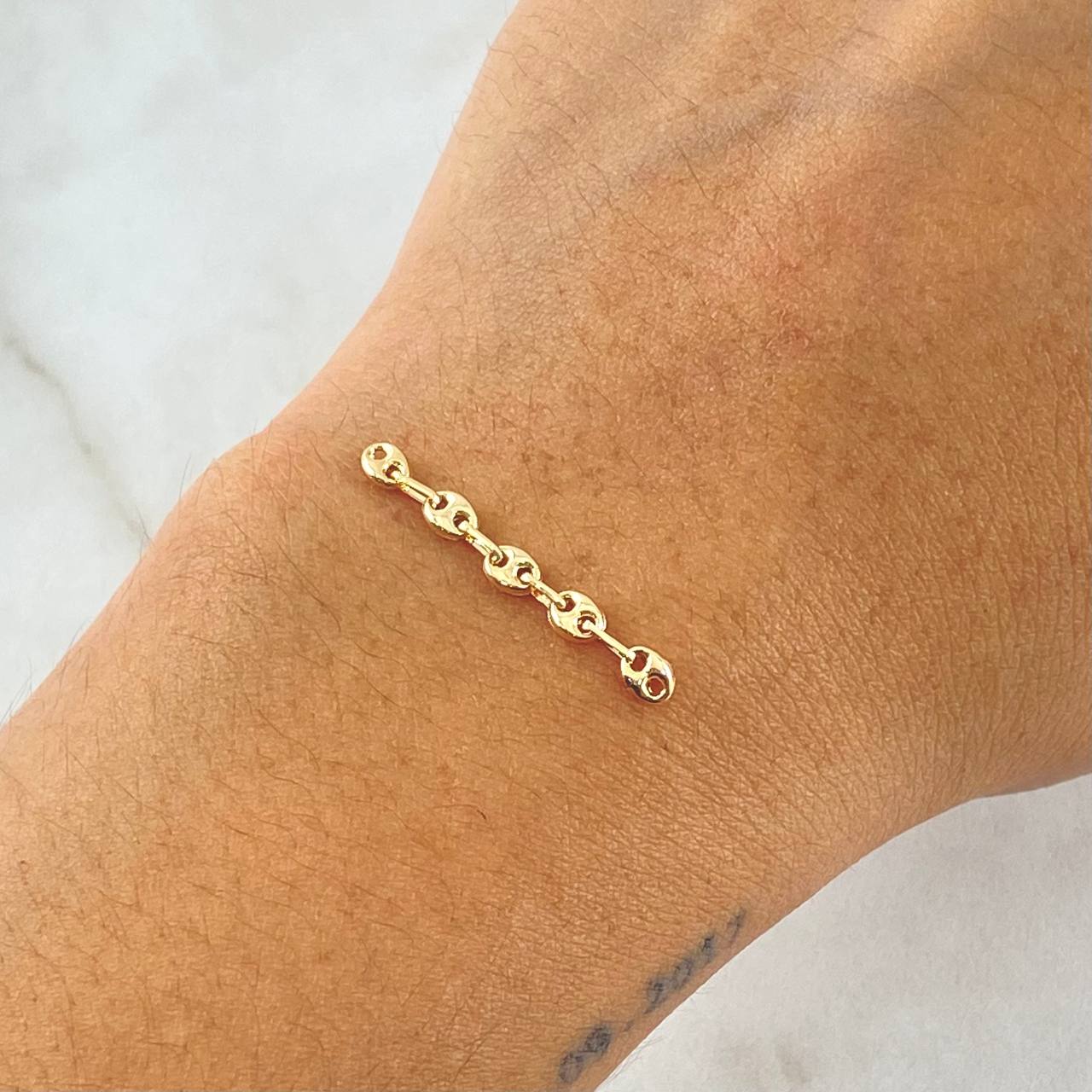 Herraje Retazo GC 0.3gr / 3cm / Oro 18K