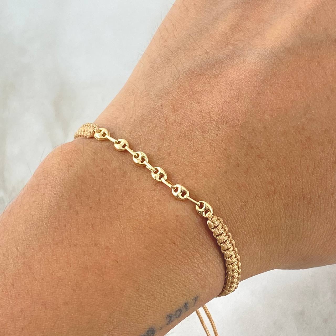Pulsera Café Retazo GC 0.35gr / 3.2mm Seis Eslabones Oro Amarillo 18K (Oferta) *