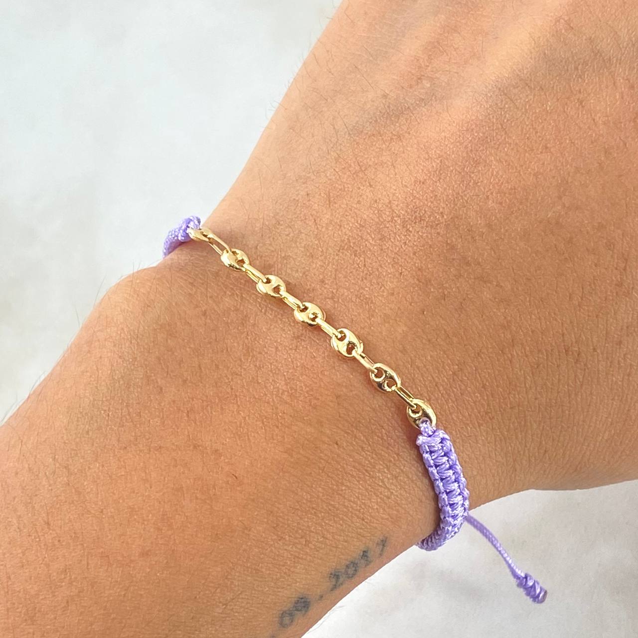 Pulsera Morada Retazo GC 0.45gr / 3.2mm Siete Eslabones Oro Amarillo 18K (Oferta)