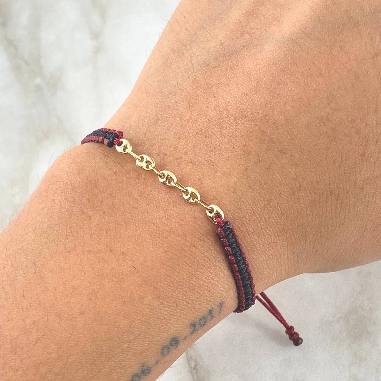 Pulsera Negra Retazo GC 0.3gr / 3.2mm Cinco Eslabones Oro Amarillo 18K (Oferta) *