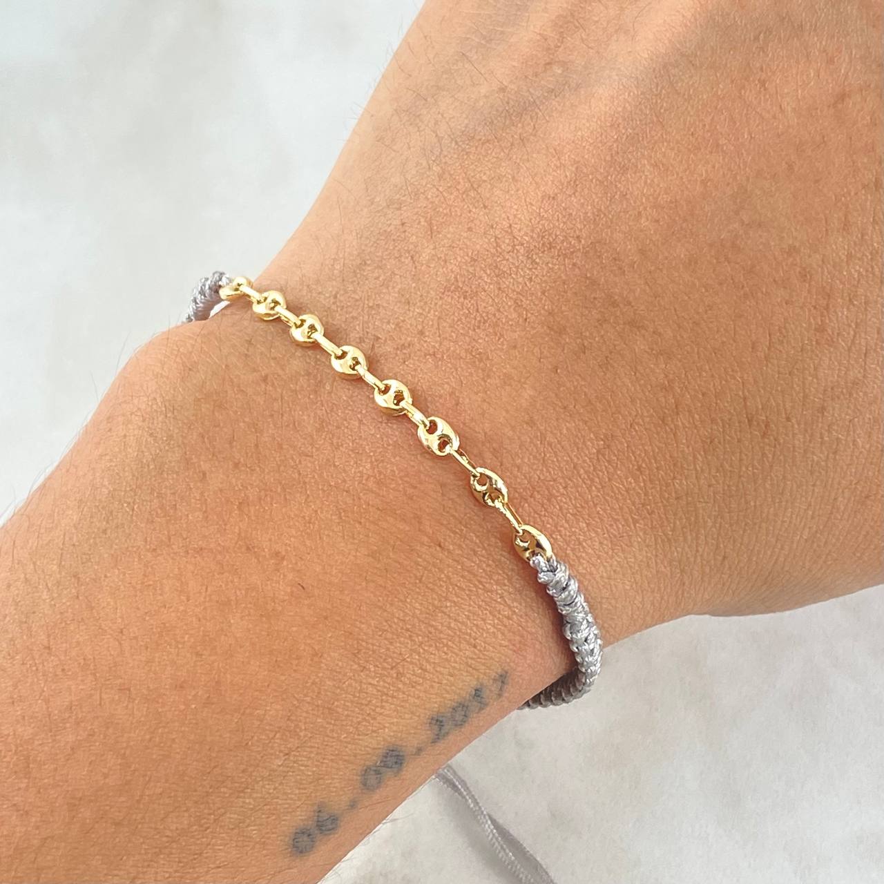 Pulsera Gris Retazo GC 0.5gr / 3.2mm Ocho Eslabones Oro Amarillo 18K (Oferta)