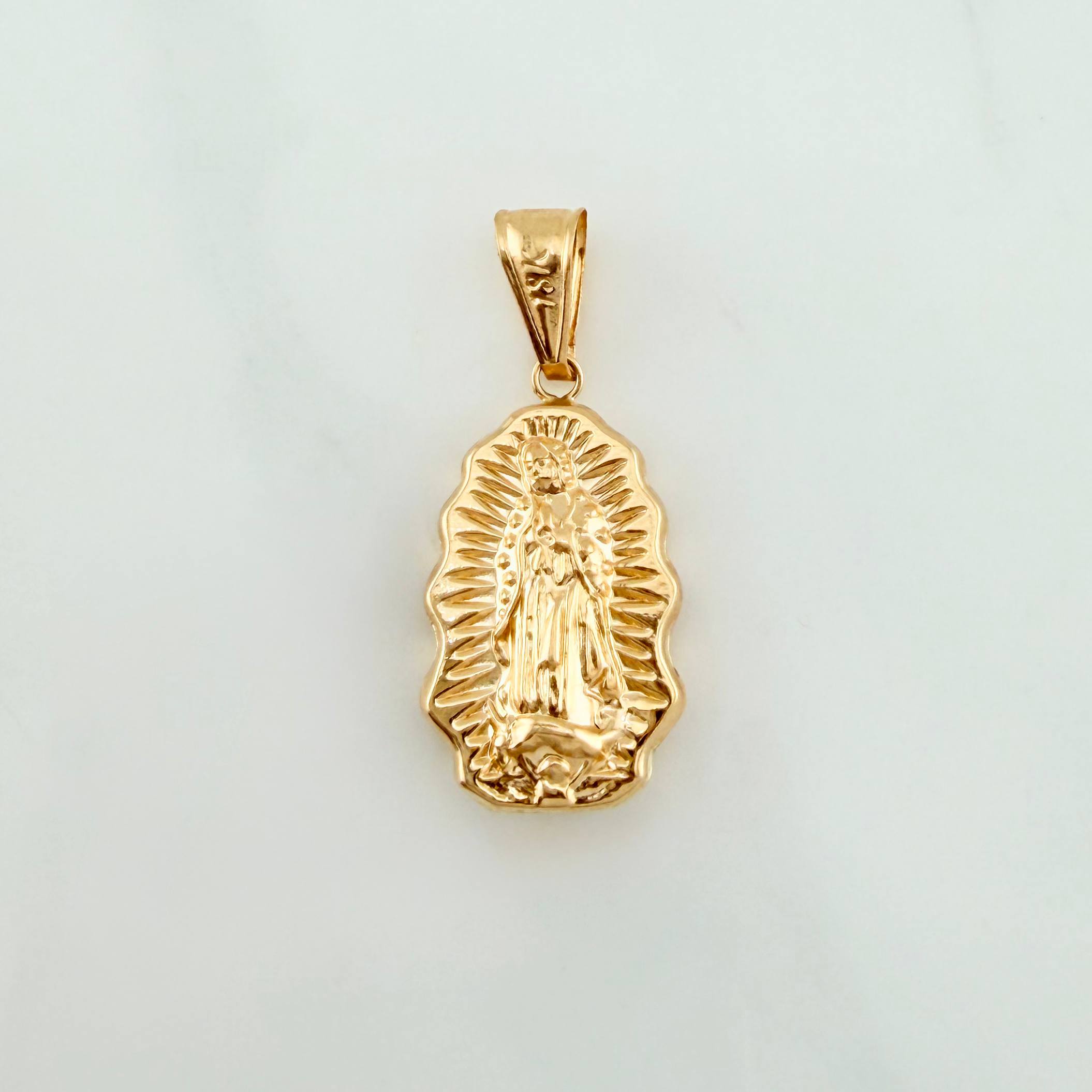 Dije Virgen Guadalupe 1.7 g / 3.3 cm Oro Amarillo 18K