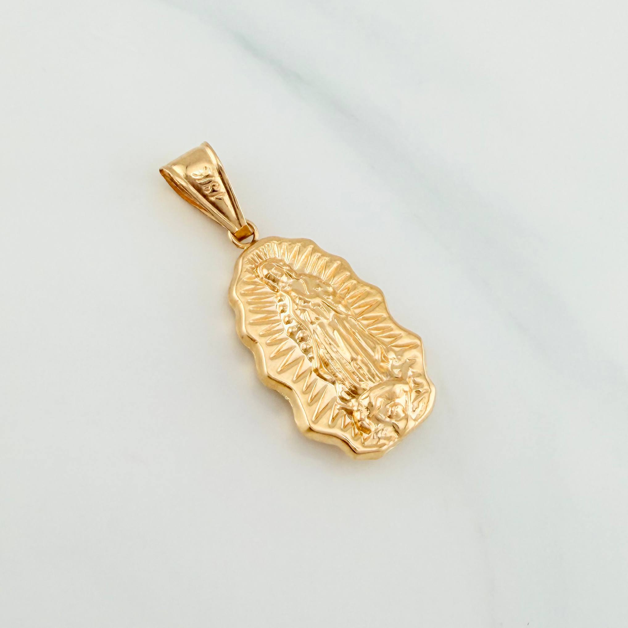 Dije Virgen Guadalupe 1.7 g / 3.3 cm Oro Amarillo 18K