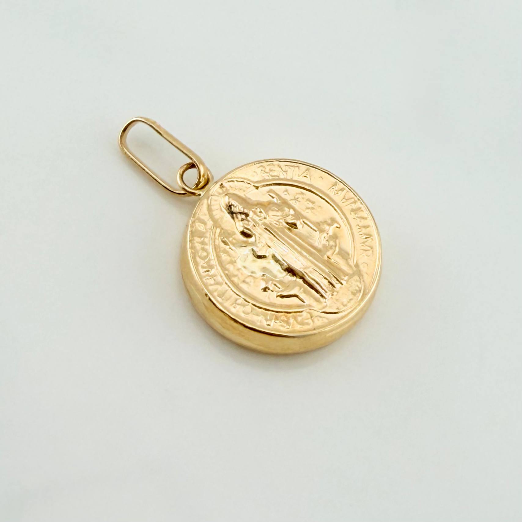 Dije San Benito 1.2 g / 2.4 cm Oro Amarillo 18K