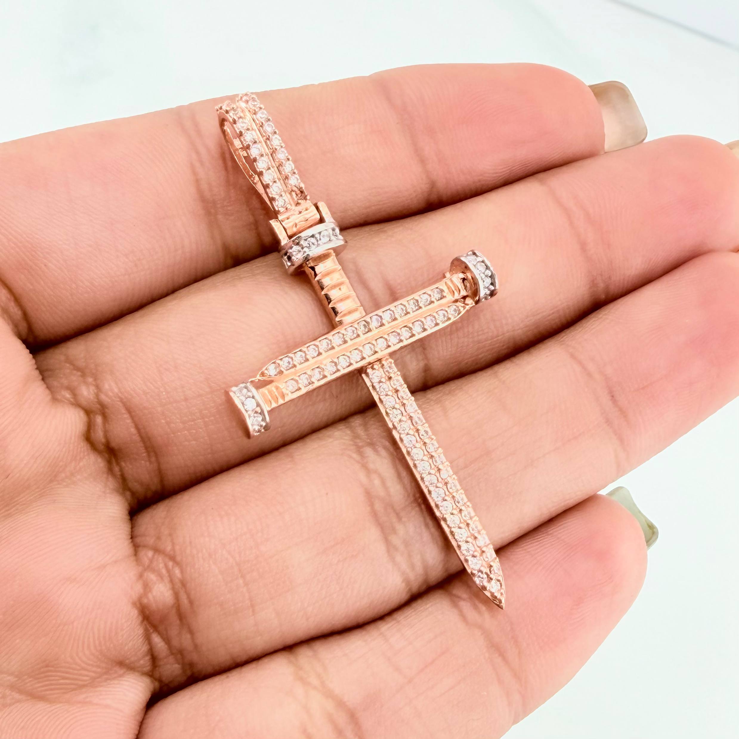 Dije Cruz Clavo 3.95 g / 5 cm Dos Oros Blanco Rosa 18K