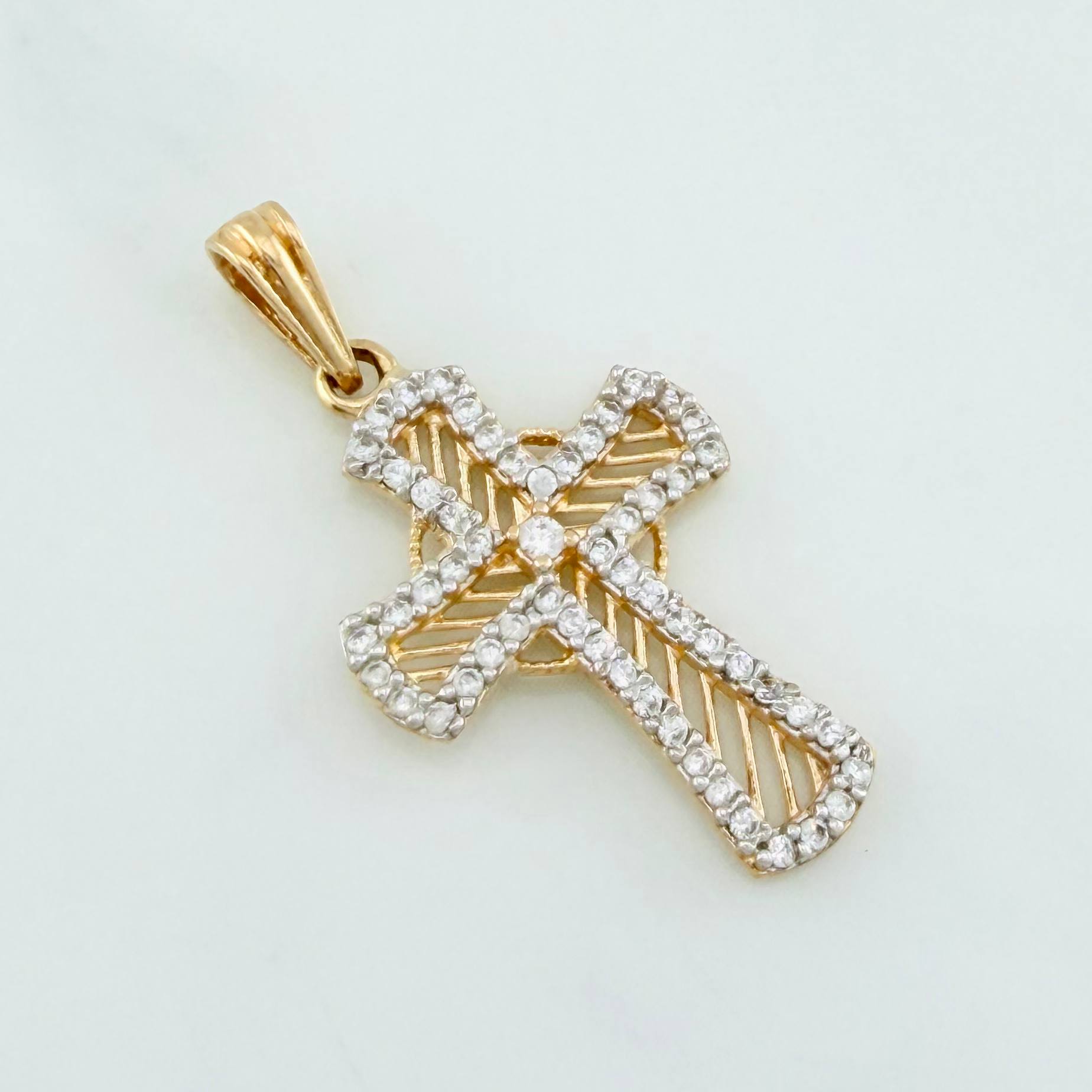 Dije Cruz 1.85 g / 3 cm Dos Oros Amarillo Blanco 18K