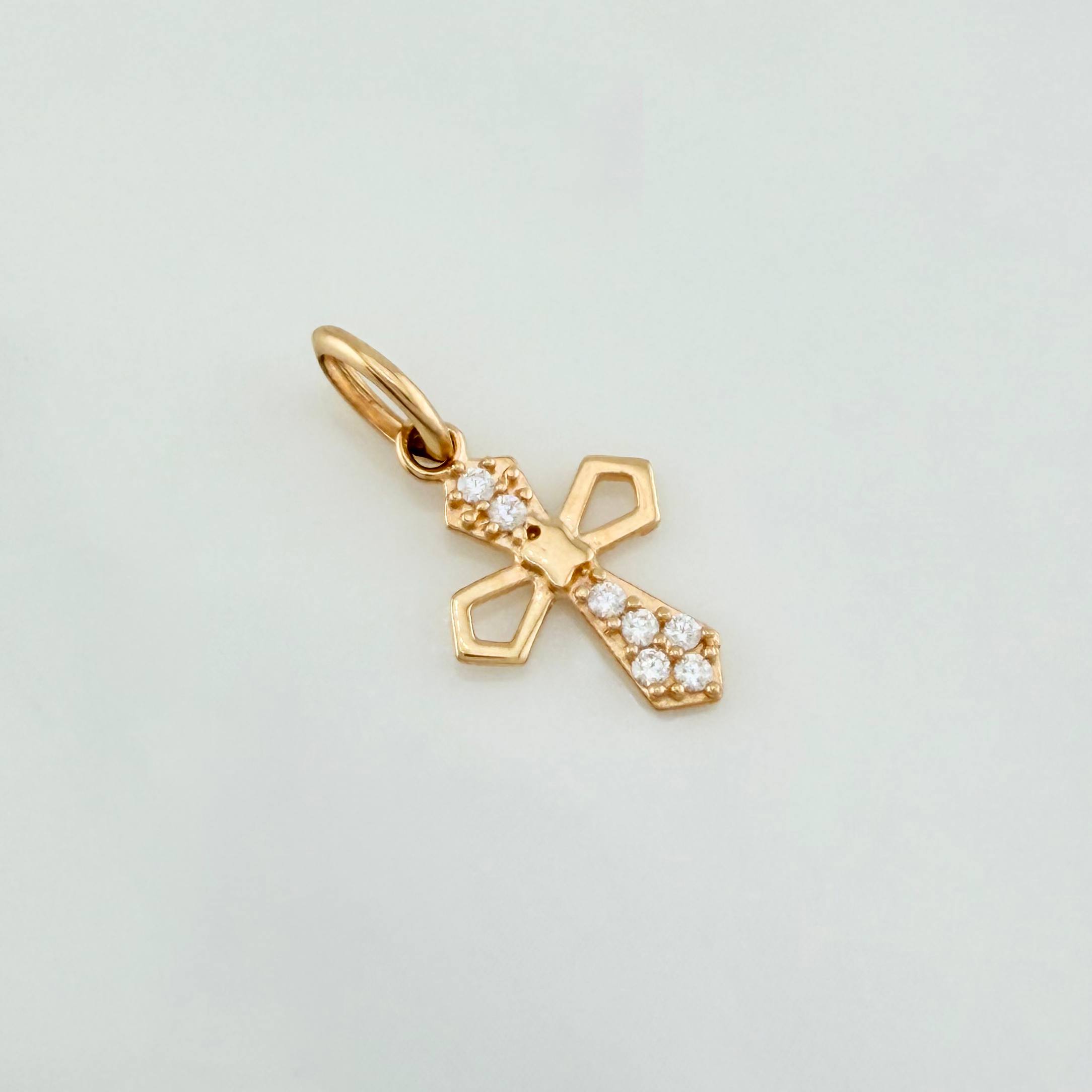 Dije Cruz Gotica 0.6 g / 2 cm Oro Amarillo 18K