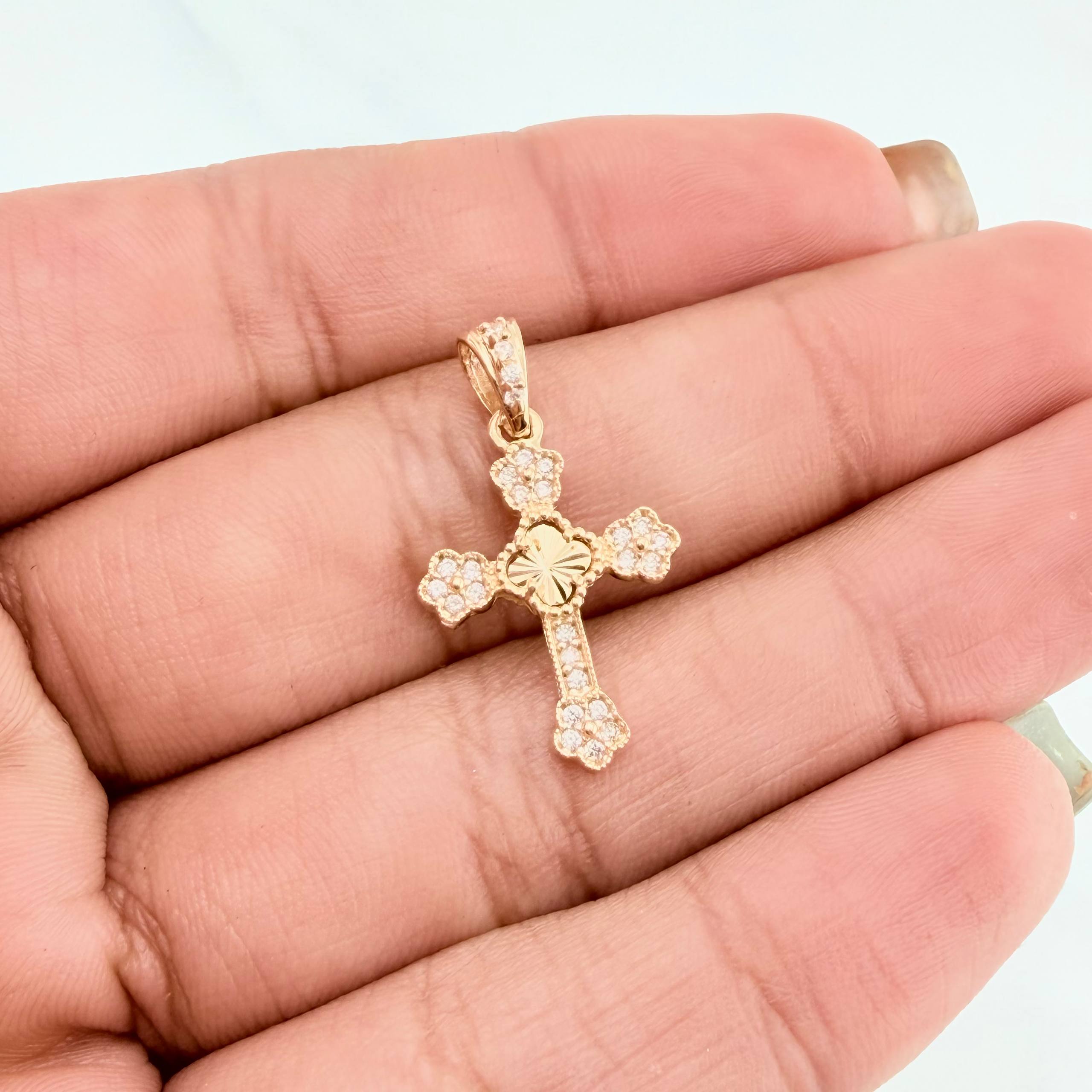 Dije Cruz Trebol 1.3 g / 2.5 cm Oro Amarillo 18K