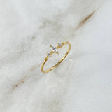 Anillo Lucero 0.9gr / T5 3/4 / Circones Blancos Oro Amarillo