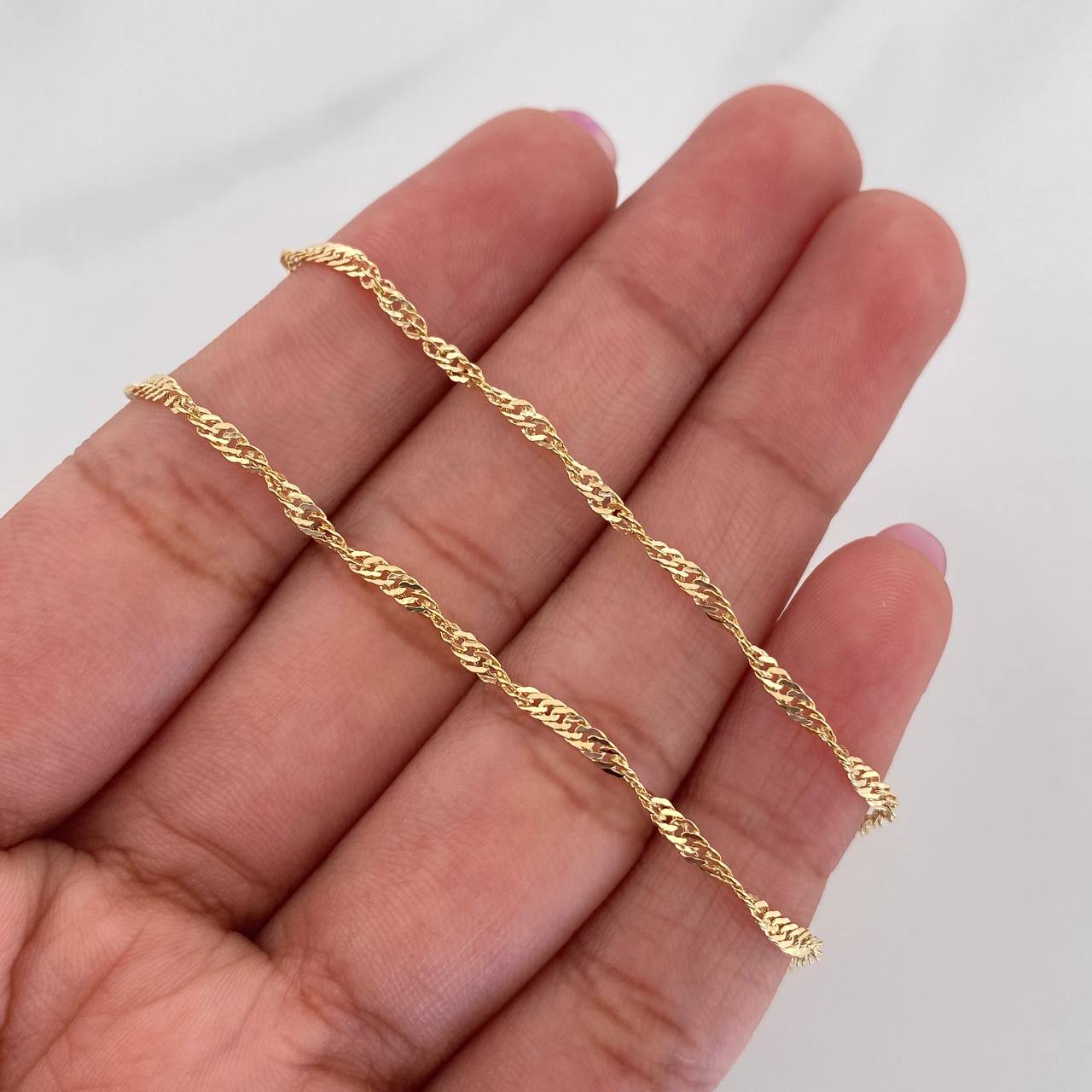 Cadena Singapur 1.85 g / 59.4 cm / 1.5 mm 18K