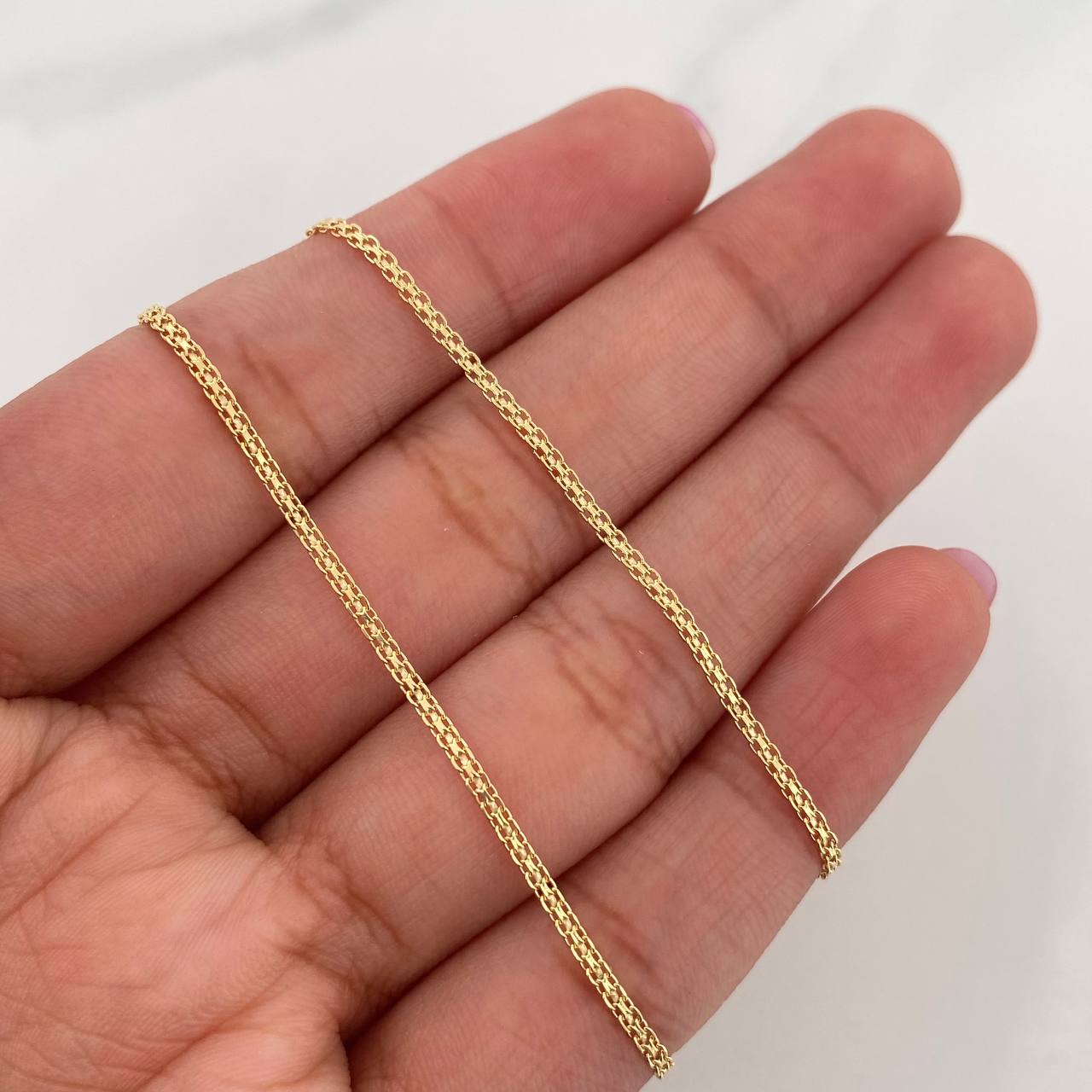 Cadena China 2.45 g / 45.5 cm / 0.5 mm Oro Amarillo 18K