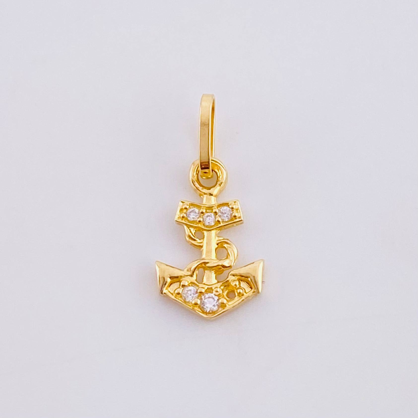 Dije Ancla 0.4gr / 1.5cm / Oro Amarillo 18K