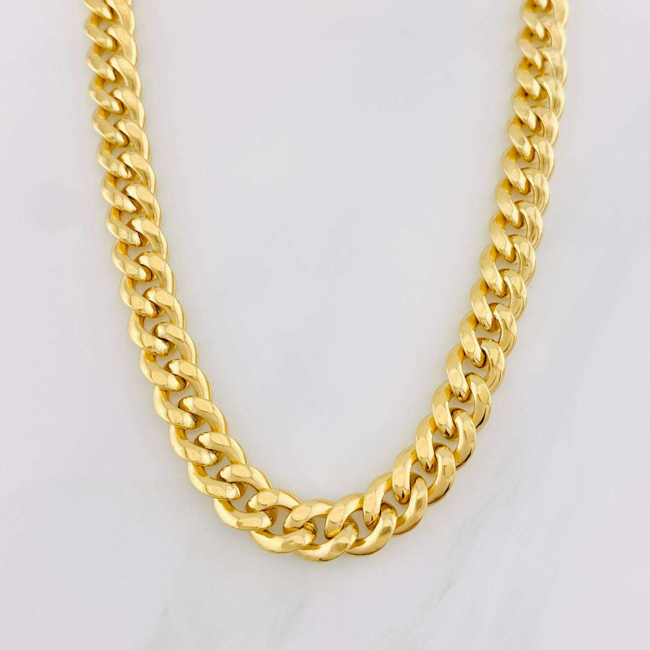 Cadena Cubana 13.75g / 60cm / 6.9mm Oro Amarillo 18K