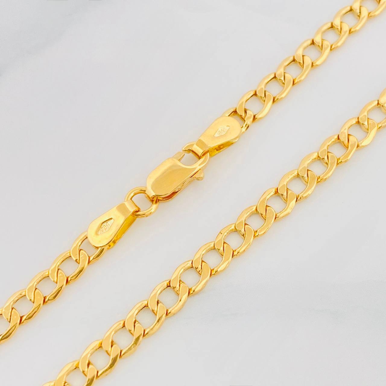 Pulso Cubano 2.4g / 21cm / 3.4mm Oro Amarillo 18K