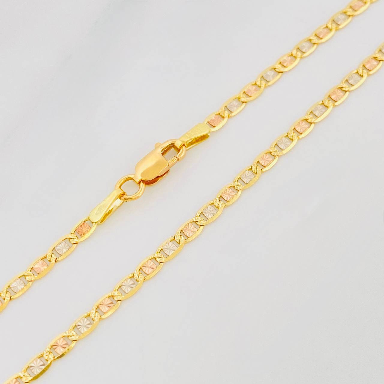 Cadena Escalera Plana 5.5g / 60cm / 2.4mm Tres Oros 18K